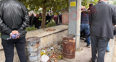 Tarihi Caminin Önündeki Kirlilik Vatandaşları Rahatsız Etti