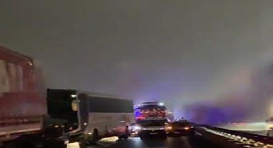 16 Araç Birbirine Girdi, 4 Ağır Yaralı