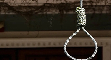 Evinin Bahçesinde Asılı Halde Bulundu