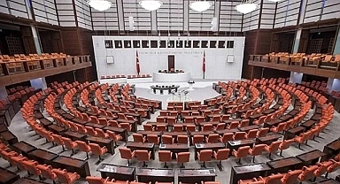 Doğum İzni Uzuyor, 15 Yaş Altına Sosyal Medya Yasağı Geliyor