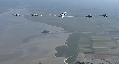 Endişe Büyüyor! Ülkenin Cumhurbaşkanı Konuşma Yapmaya 4 Savaş Uçağıyla Gitti