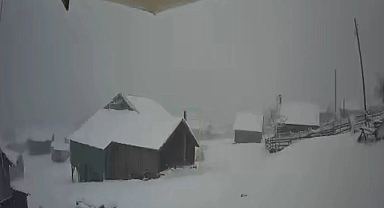 Hendek Yaylaları Beyaza Büründü!