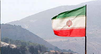 İran'da Askeri Helikopter Üssüne Saldırı