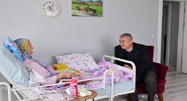 Serdivan’da Yaşlılar Haftası’nda Anlamlı Ziyaret