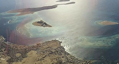 Bakan Uraloğlu Duyurdu: Türk Sahipli Gemi Hürmüz Boğazı'nı Geçti