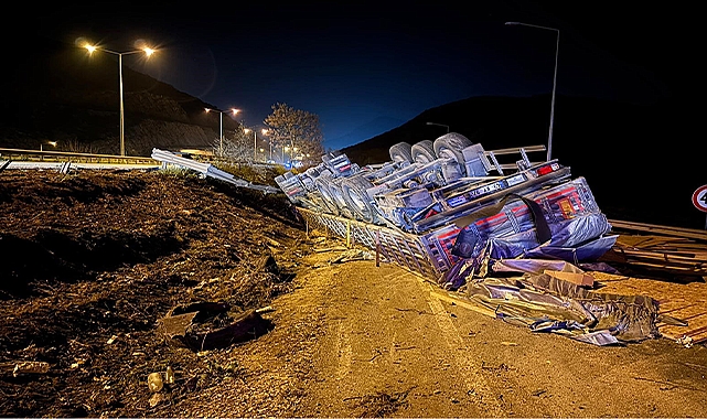 Bilecik-Sakarya Yolu Ulaşıma Kapandı
