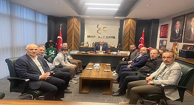 Rizeliler Derneği’nden MHP Sakarya İl Başkanlığı’na Ziyaret