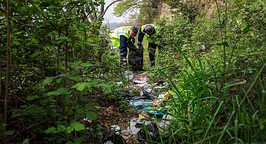 Sapanca Gölü’nün Her Bir Karışı Büyükşehir’in Takibinde: Tonlarca Atık Topladılar…