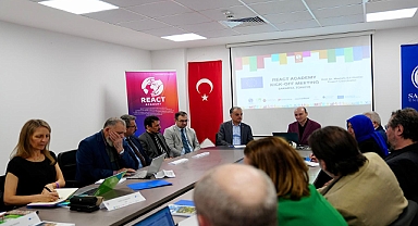 SAÜ Koordinatörlüğünde REACT Academy Projesi!