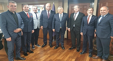 Başkan Kabacan Ve Ekibi Palandöken İle Buluştu