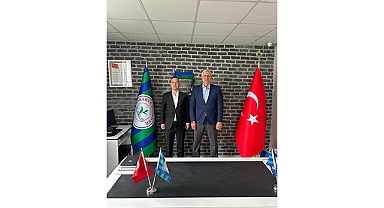 RİDEF Yönetiminden Sakarya Rizeliler Derneği’ne Ziyaret