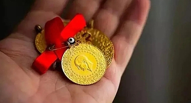 Altın, Fed Öncesi Zirveden Geriledi