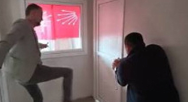 CHP Düzce İl Binası'nda Olaylı Devir Teslim