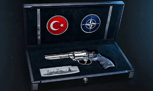 Cumhurbaşkanı Erdoğan'dan NATO Liderlerine İşlemeli Özel Üretim Tabanca Hediyesi