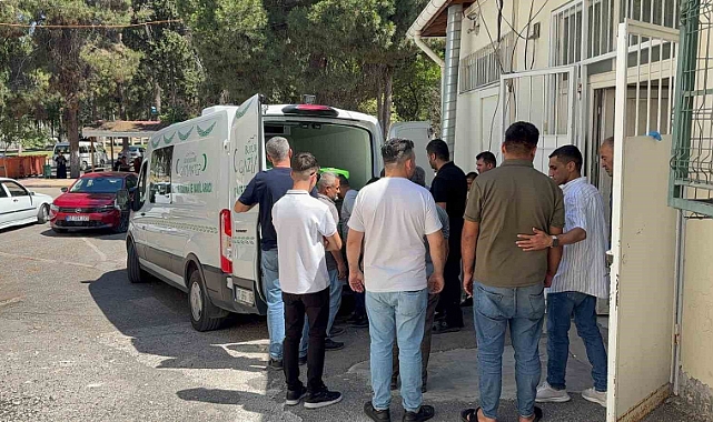 Otomobilin Çarptığı 14 Yaşındaki Çocuk Hayatını Kaybetti