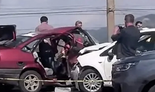 Pamukova’da Kaza: 1'i Bebek 7 Yaralı!