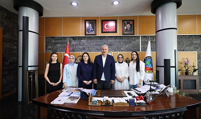 Serdivan Belediyesi ile KADEM Sakarya Temsilciliği Arasında İş Birliği Protokolü İmzalandı
