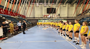 Serdivan Belediyesi Voleybol Takımları Yeni Sezona Hazır